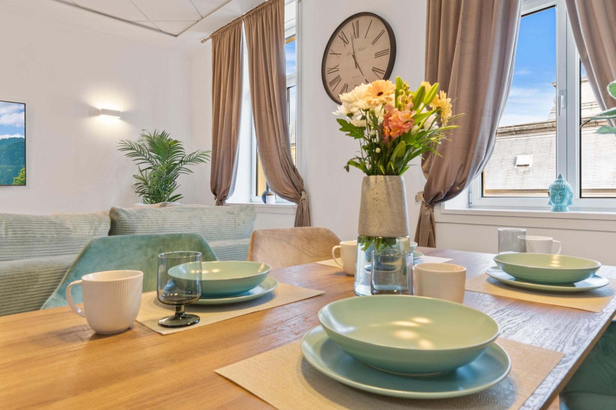 Luxe Living At Old Town Center Appartement Bratislava Buitenkant foto